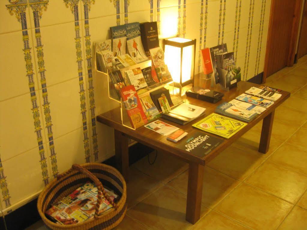 Hostal Tartessos فالنسيا المظهر الخارجي الصورة